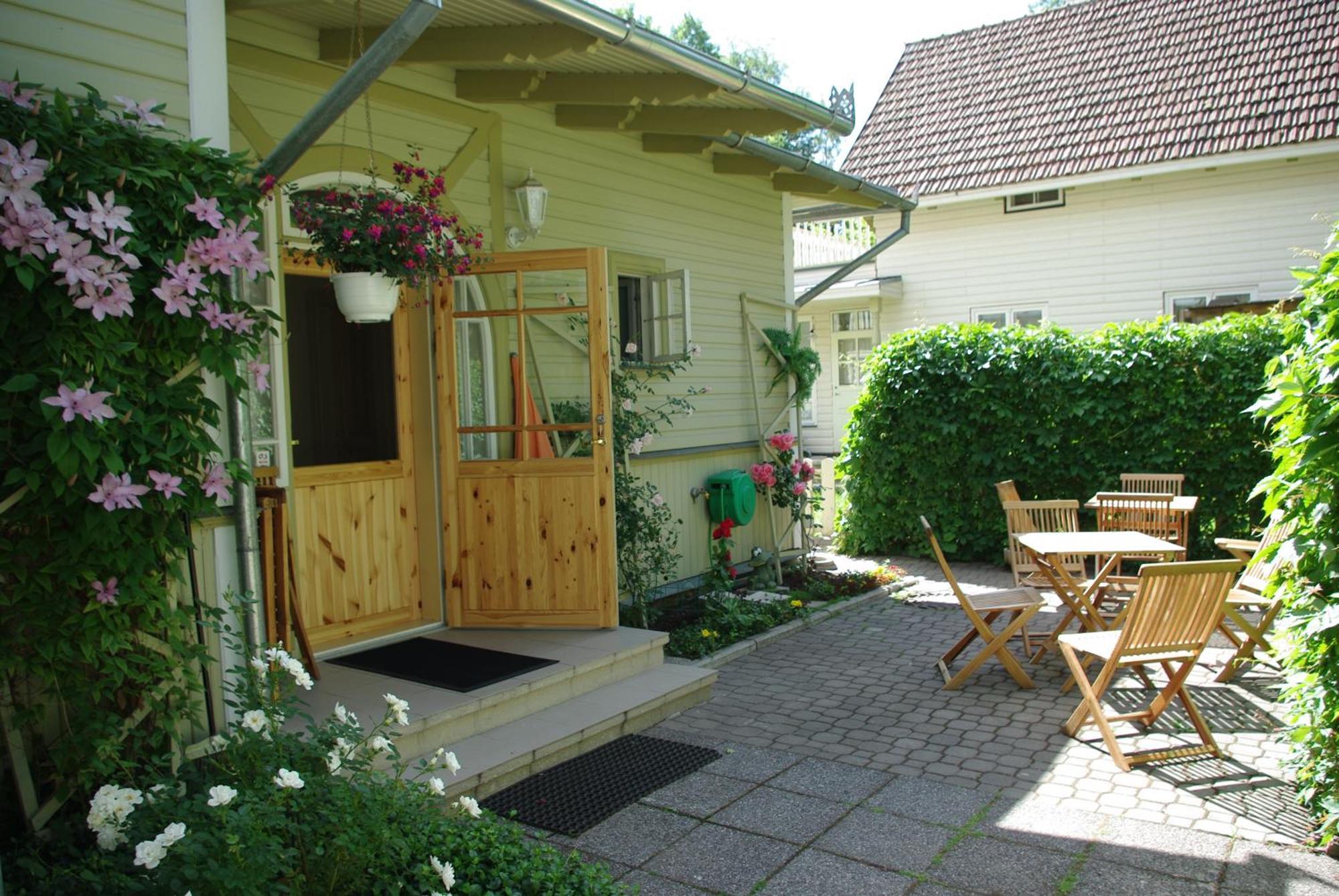 Villa Johanna Guesthouse Parnawa Zewnętrze zdjęcie